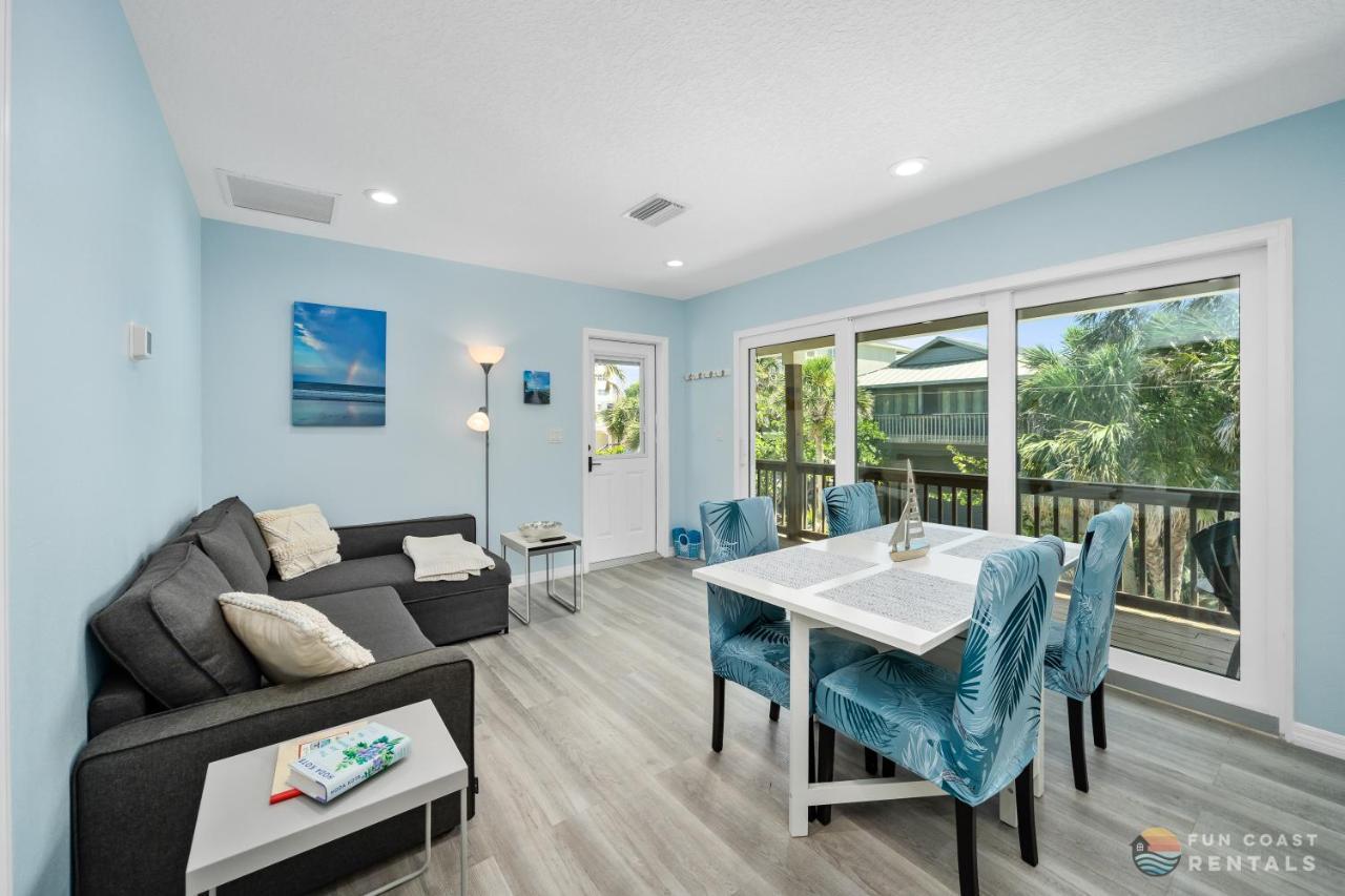 Dog Friendly Loft Steps From Beach With Gas Barbecue Grill And Upstairs Deck! New Smyrna Beach Exteriér fotografie