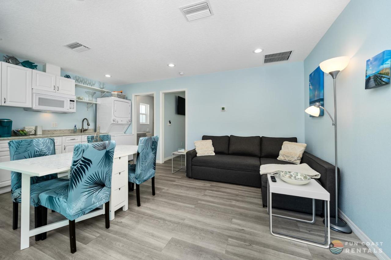 Dog Friendly Loft Steps From Beach With Gas Barbecue Grill And Upstairs Deck! New Smyrna Beach Exteriér fotografie